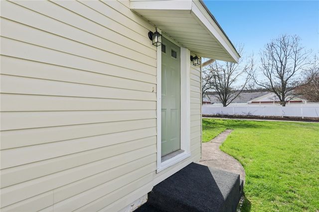 209 Acme Ave, Harmar, PA 15024