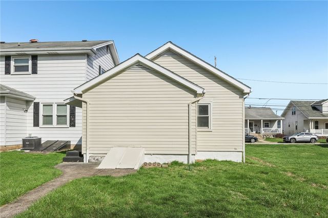 209 Acme Ave, Harmar, PA 15024