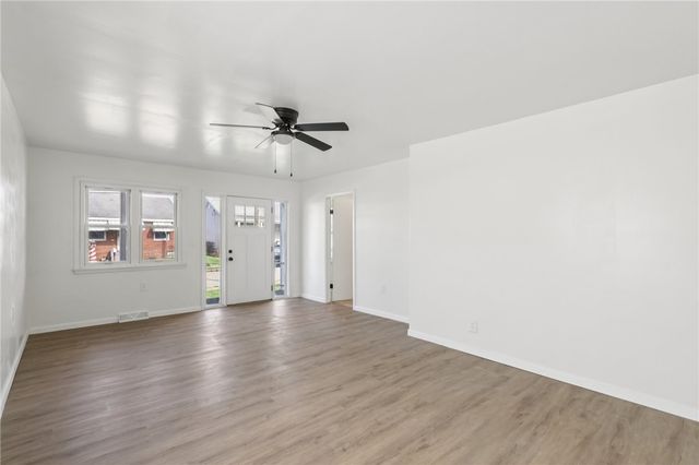 209 Acme Ave, Harmar, PA 15024