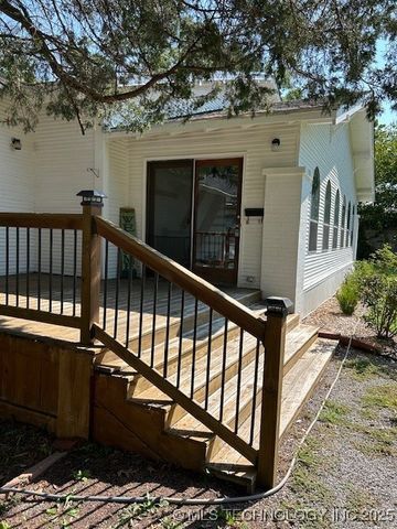 804 W Taliaferro, Madill, OK 73446