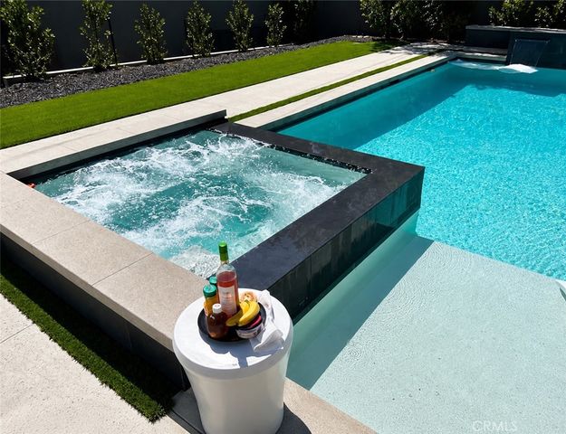 1400 E Palm Street, Altadena, CA 91001