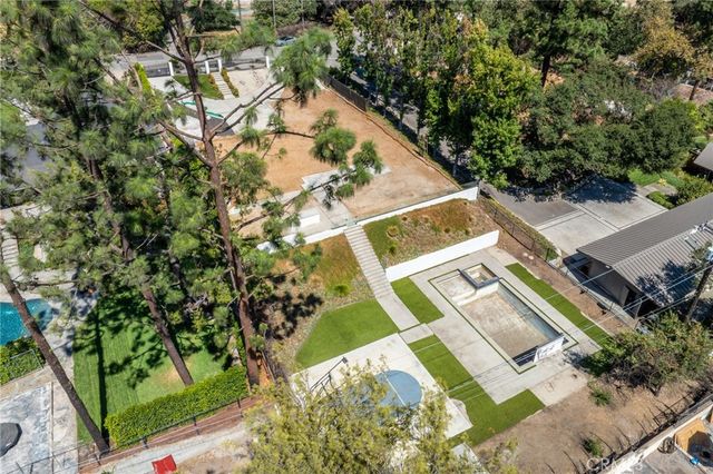 1400 E Palm Street, Altadena, CA 91001