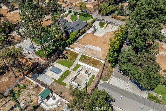 1400 E Palm Street, Altadena, CA 91001