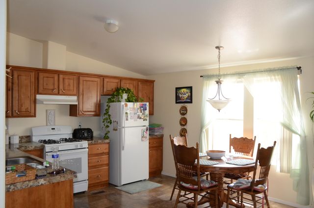 8 KARAH Lane, Estancia, NM 87016