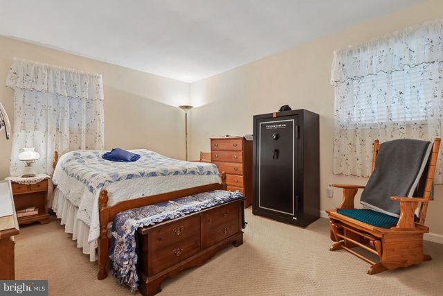 311 BOBOLINK BLVD, Browns Mills, NJ 08015