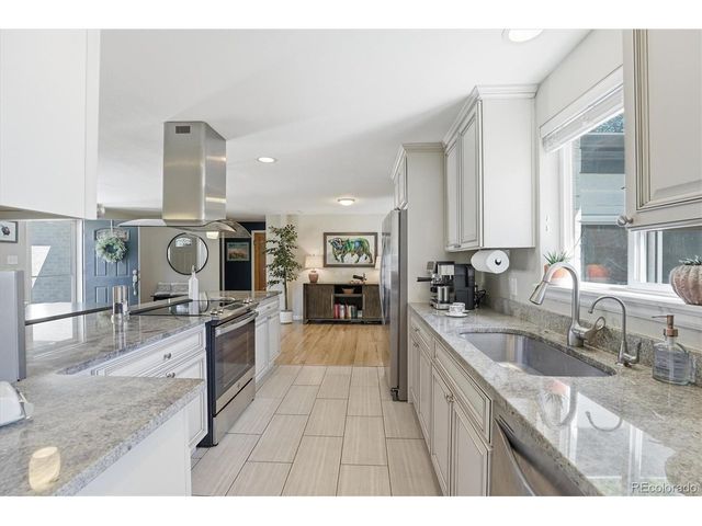 3506 Newland St, Wheat Ridge, CO 80033