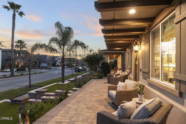 4045 Harbour Island Lane, Oxnard, CA 93035