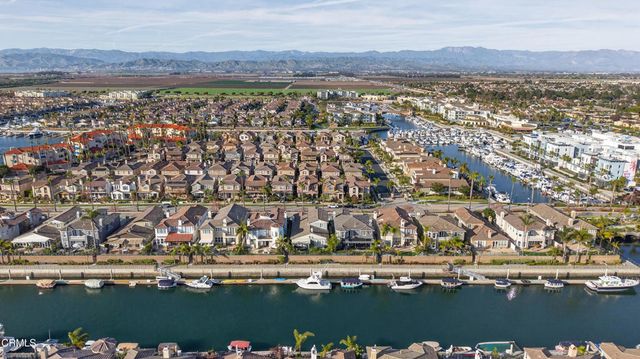 4045 Harbour Island Lane, Oxnard, CA 93035