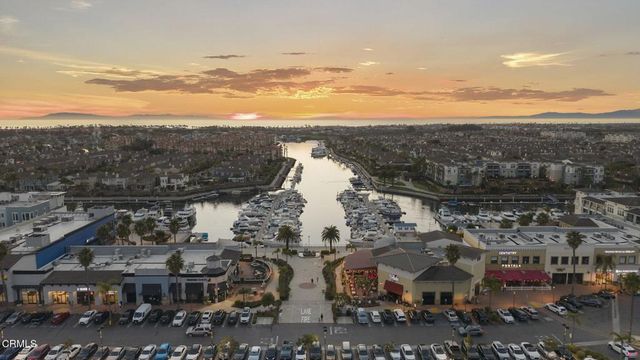 4045 Harbour Island Lane, Oxnard, CA 93035