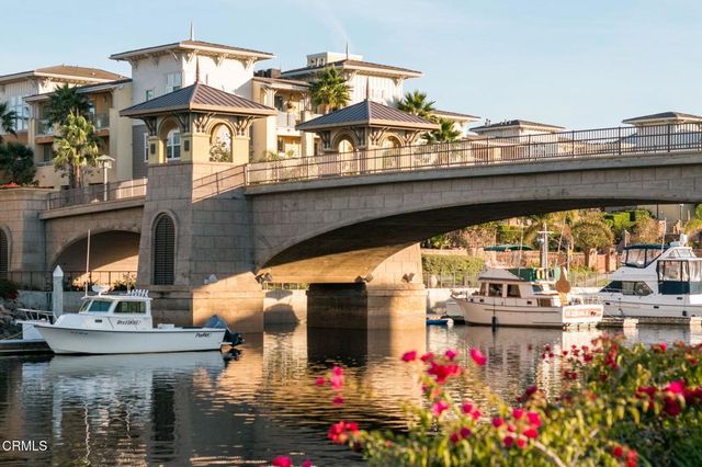 4045 Harbour Island Lane, Oxnard, CA 93035