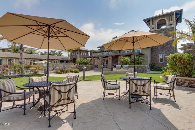 4045 Harbour Island Lane, Oxnard, CA 93035