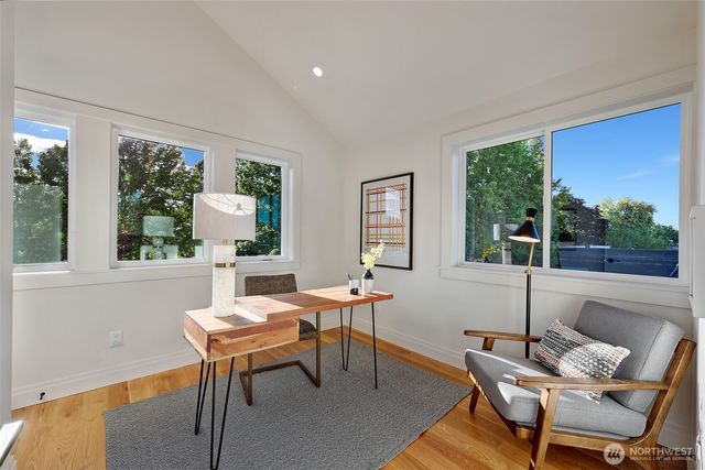 2010 McGilvra Boulevard E, Seattle, WA 98112