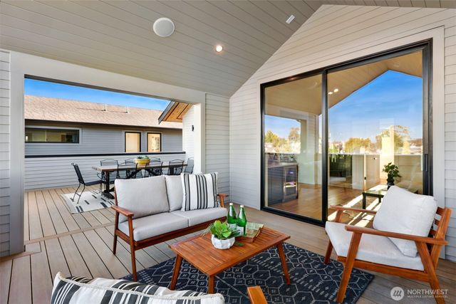 2010 McGilvra Boulevard E, Seattle, WA 98112