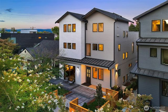 2010 McGilvra Boulevard E, Seattle, WA 98112