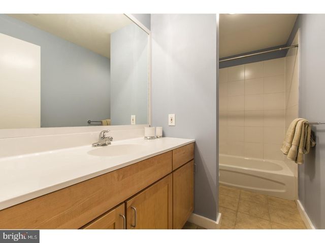 856 N 20TH ST, Philadelphia, PA 19130