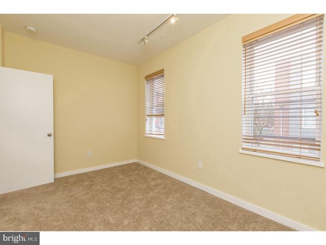 856 N 20TH ST, Philadelphia, PA 19130
