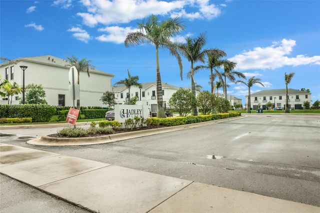 834 SW 11th Ter 834, Florida City, FL 33034