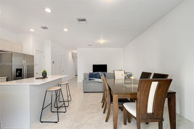 834 SW 11th Ter 834, Florida City, FL 33034