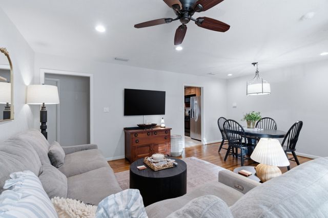 3266 Marys Lane, Fort Worth, TX 76116