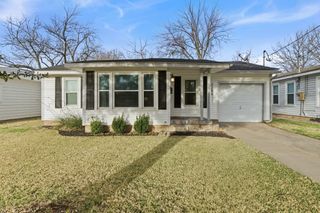 3266 Marys Lane, Fort Worth, TX 76116