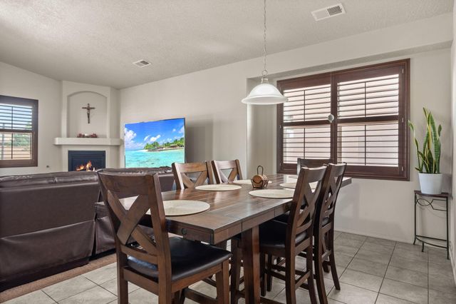 7125 Napoleon Road NE, Rio Rancho, NM 87144