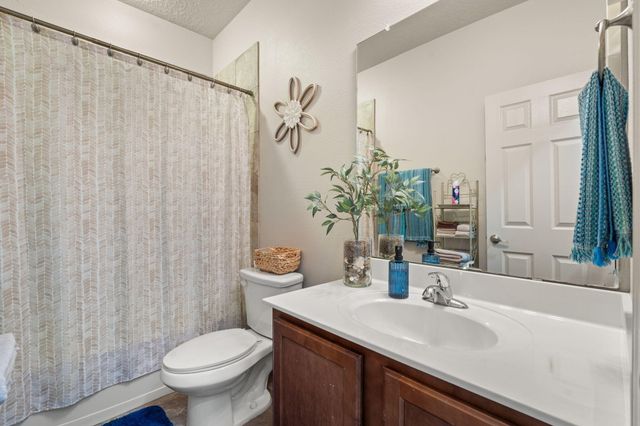 7125 Napoleon Road NE, Rio Rancho, NM 87144