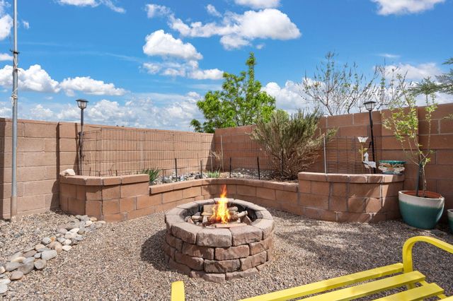 7125 Napoleon Road NE, Rio Rancho, NM 87144