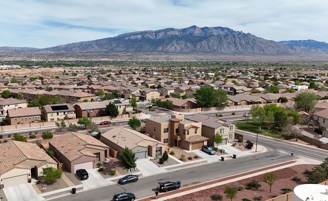 7125 Napoleon Road NE, Rio Rancho, NM 87144