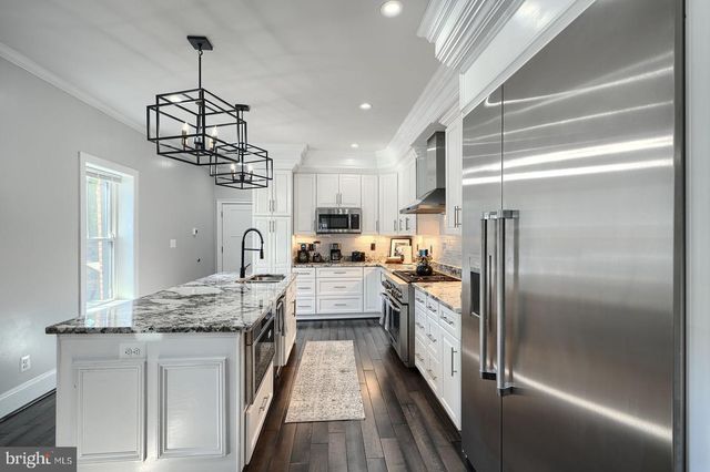 635 E FORT AVE, Baltimore, MD 21230