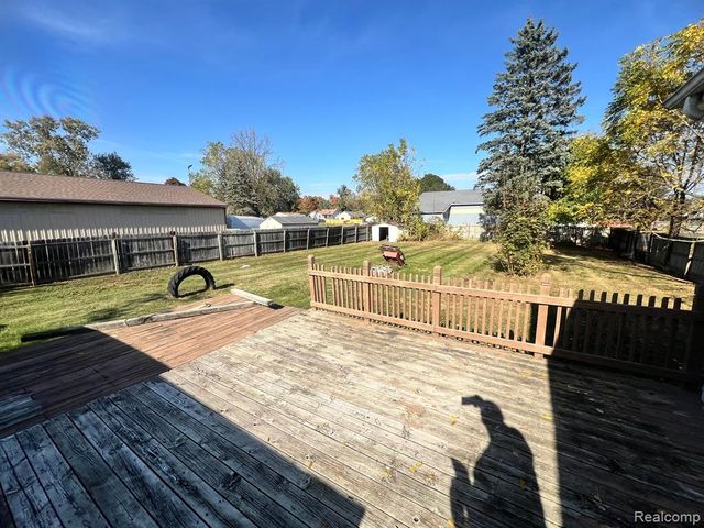 5838 S Martin Luther King Jr Boulevard, Lansing, MI 48911