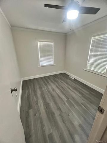 5838 S Martin Luther King Jr Boulevard, Lansing, MI 48911