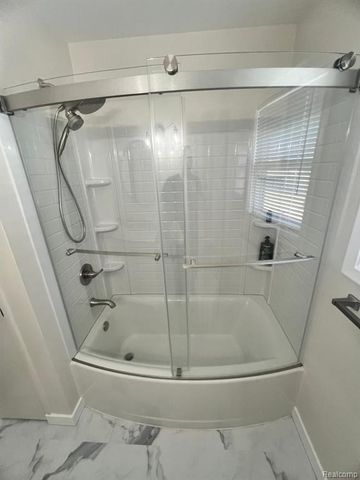 5838 S Martin Luther King Jr Boulevard, Lansing, MI 48911