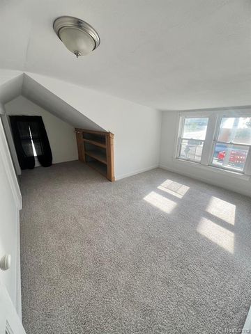 5838 S Martin Luther King Jr Boulevard, Lansing, MI 48911