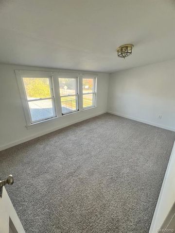 5838 S Martin Luther King Jr Boulevard, Lansing, MI 48911