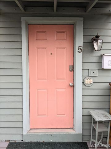 344 Hudson Street UPPER, Buffalo, NY 14201