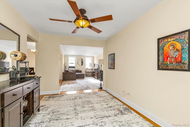 67-12 Yellowstone Boulevard E8, Forest Hills, NY 11375