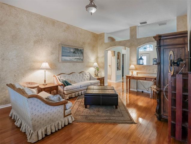 10110 WHISPER POINTE DRIVE, Tampa, FL 33647