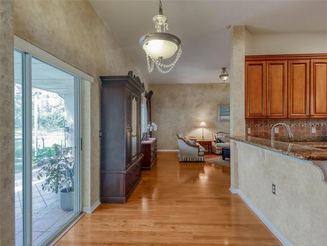 10110 WHISPER POINTE DRIVE, Tampa, FL 33647