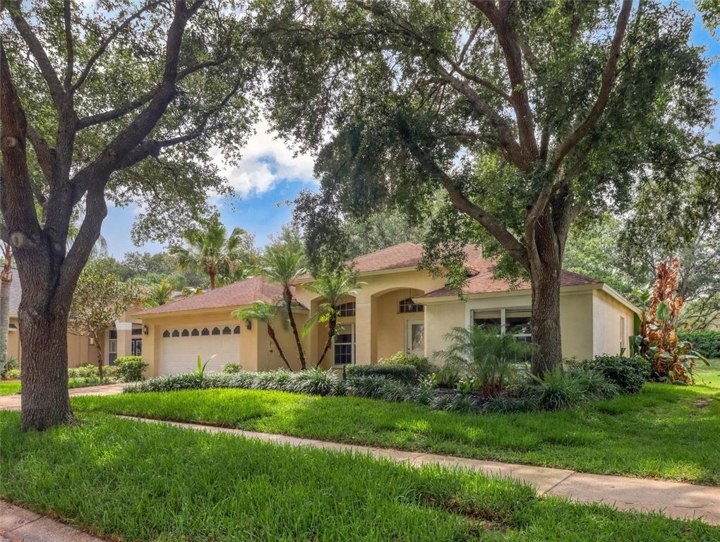 10110 WHISPER POINTE DRIVE, Tampa, FL 33647