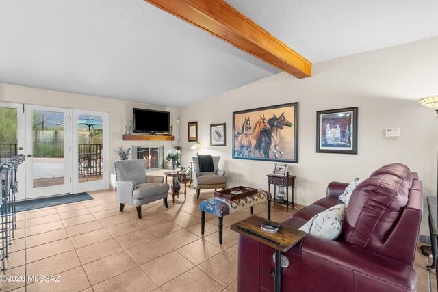 4015 E Camino Llanoso, Tucson, AZ 85718