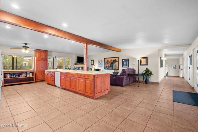 4015 E Camino Llanoso, Tucson, AZ 85718