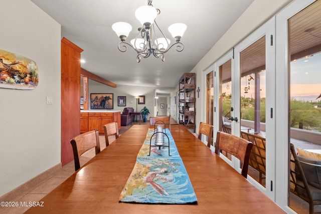 4015 E Camino Llanoso, Tucson, AZ 85718