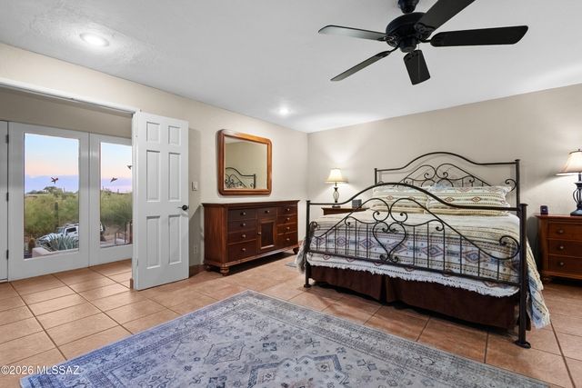 4015 E Camino Llanoso, Tucson, AZ 85718