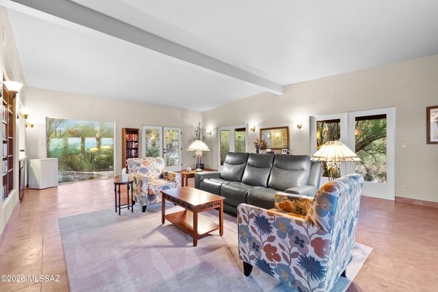 4015 E Camino Llanoso, Tucson, AZ 85718