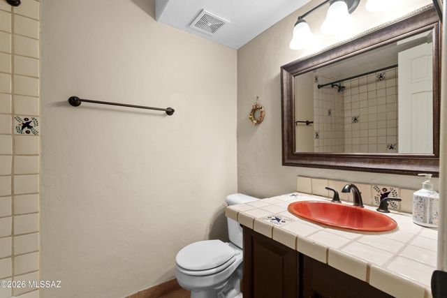 4015 E Camino Llanoso, Tucson, AZ 85718