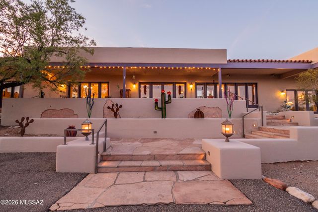 4015 E Camino Llanoso, Tucson, AZ 85718