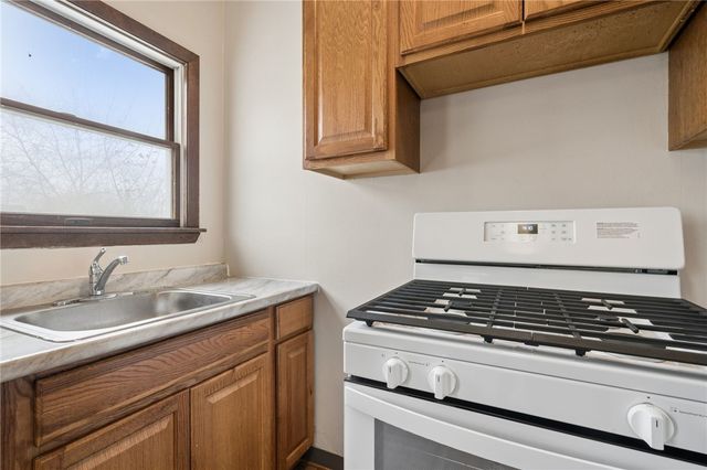 504 Fair Oaks Street, Stowe Twp, PA 15136