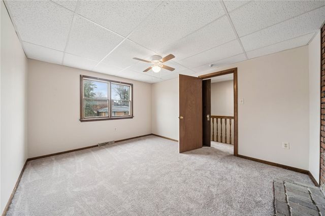 504 Fair Oaks Street, Stowe Twp, PA 15136