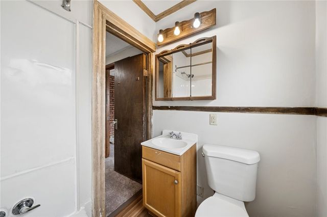 504 Fair Oaks Street, Stowe Twp, PA 15136