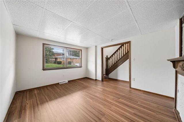 504 Fair Oaks Street, Stowe Twp, PA 15136